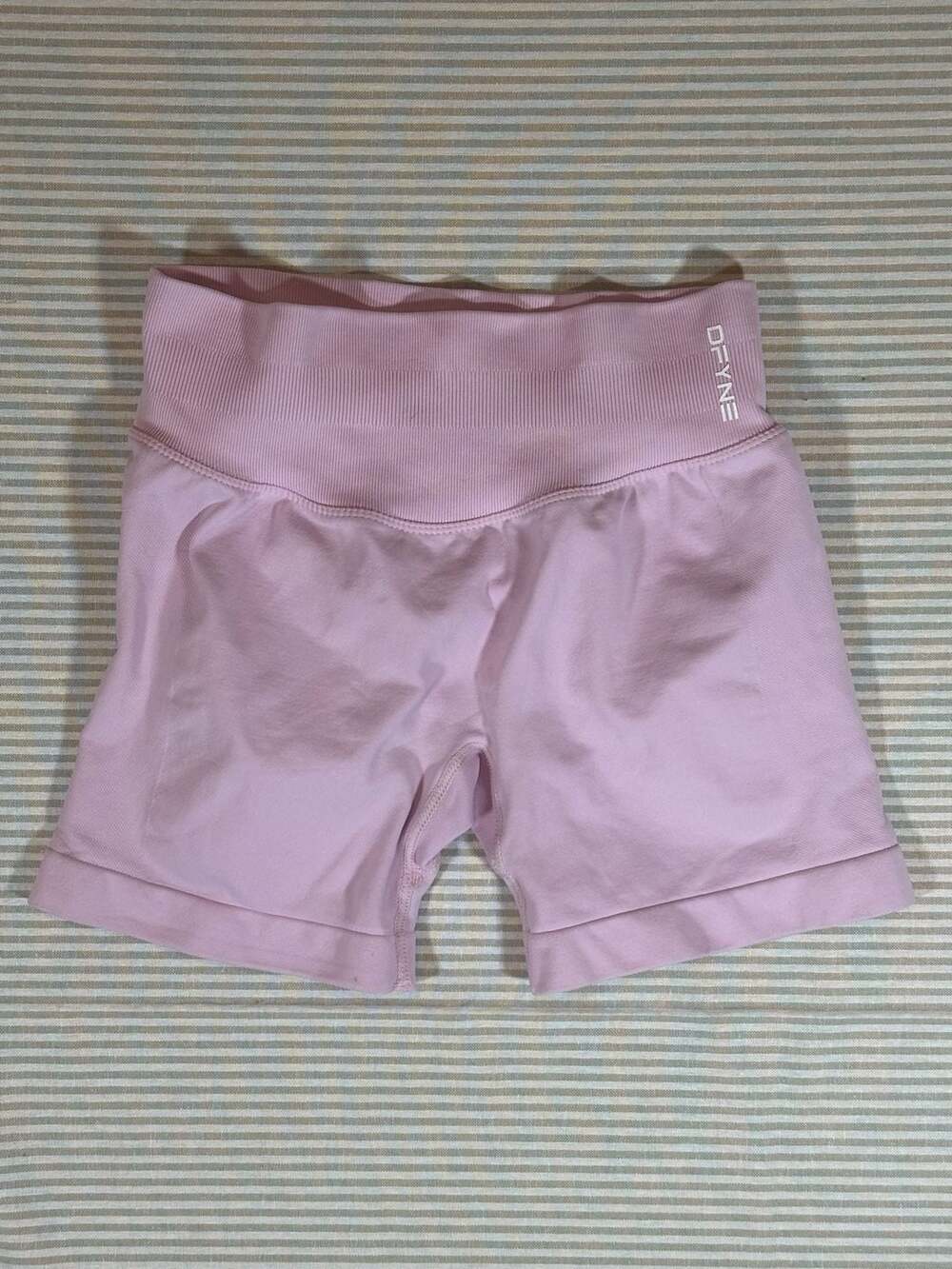 DFYNE Impact Workout Shorts Light Rose Pink